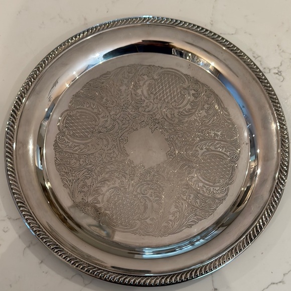 Elegant Leonard Silver Co.  Silver Plated Decorative Tray - Picture 4 of 5